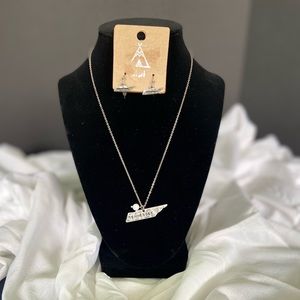 Tennessee state shaped necklace and earring set